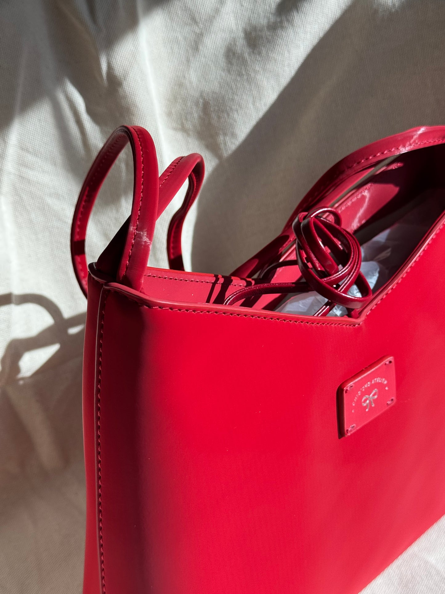 CHIO’2ND RED CHERRY SHOULDER BAG ✨