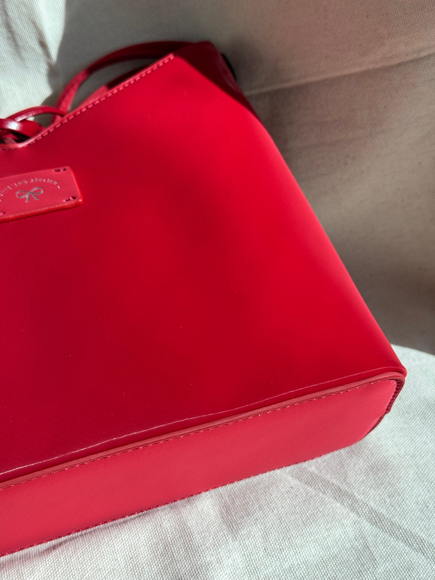 CHIO’2ND RED CHERRY SHOULDER BAG ✨