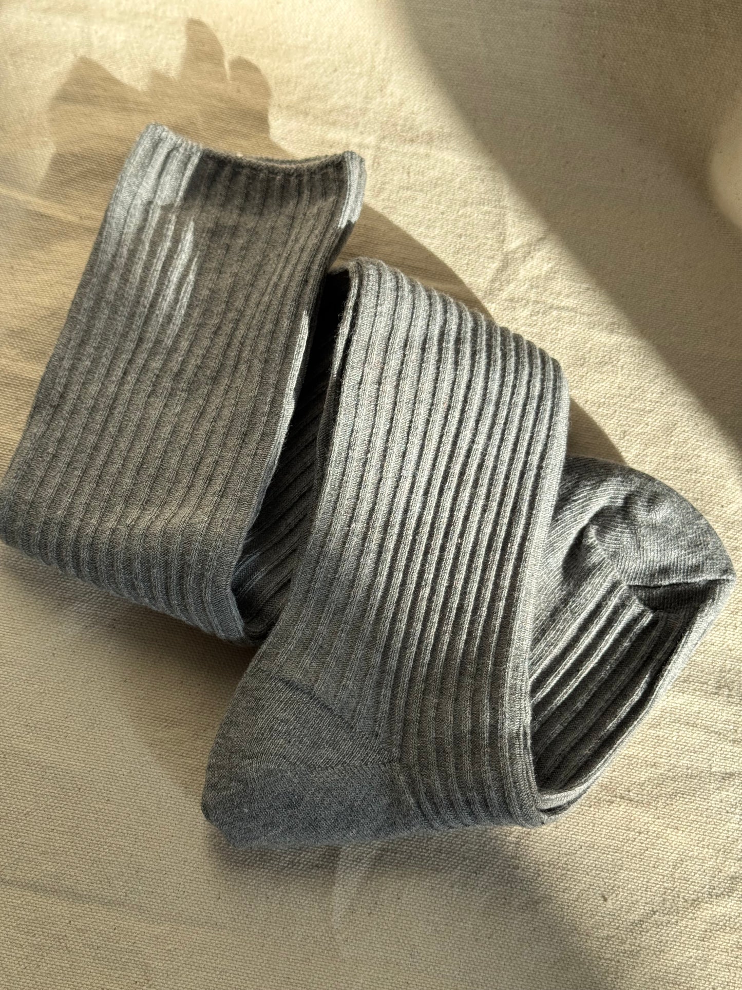 KNEE HIGH RIBBED SOCKS ✨