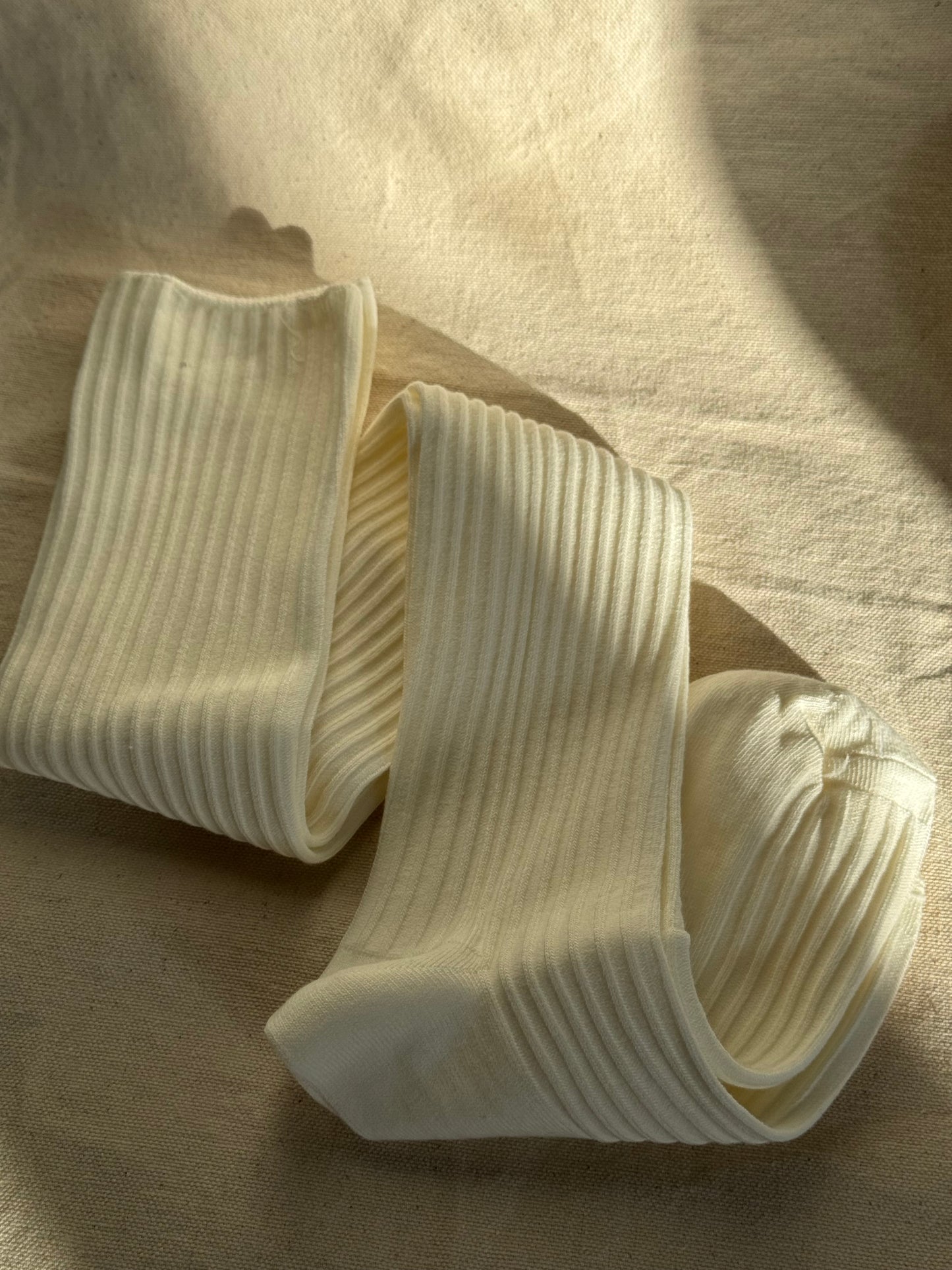 KNEE HIGH RIBBED SOCKS ✨