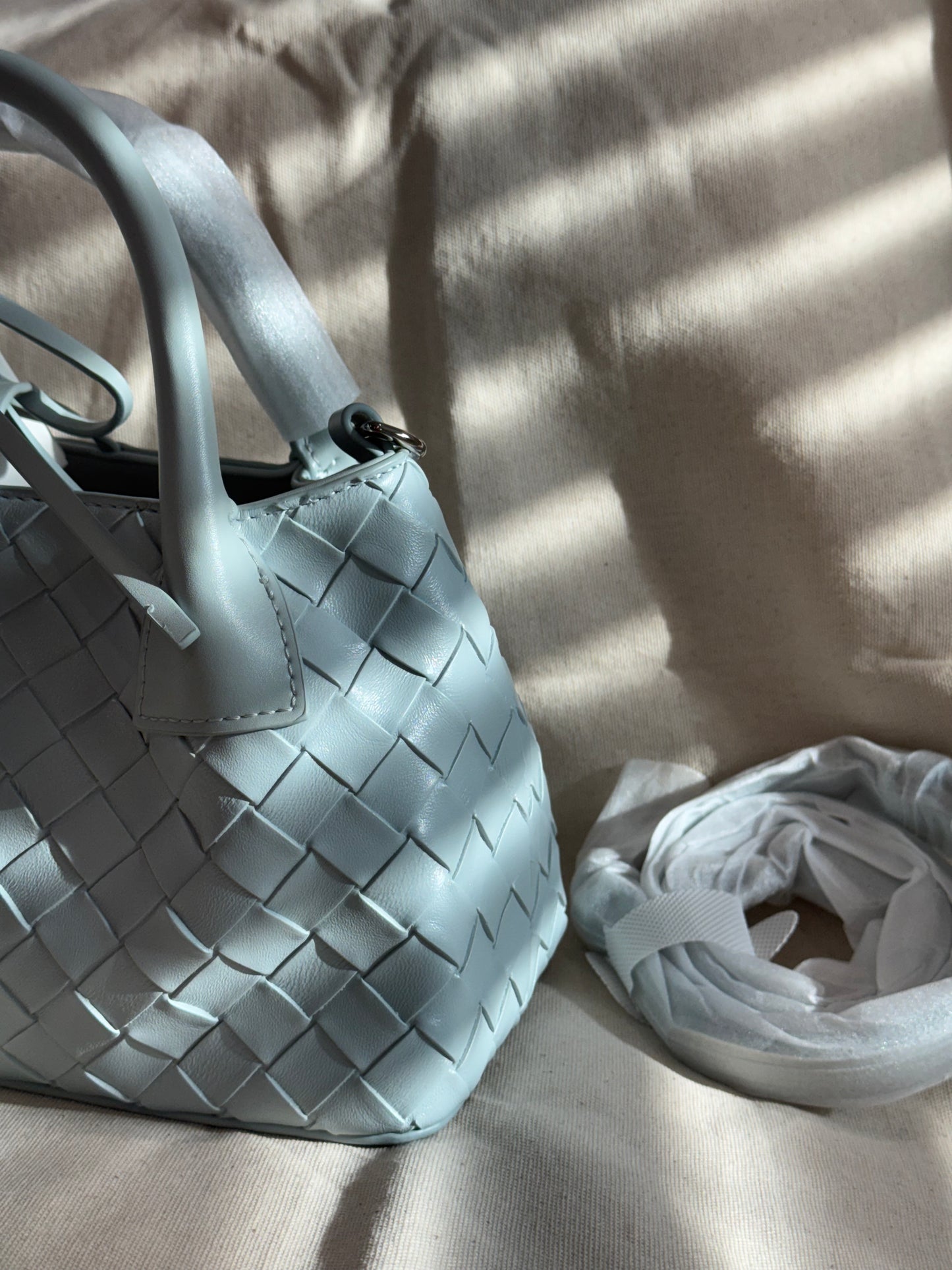 CHIO’2ND BABY BLUE MINI TOTE HANDBAG ✨